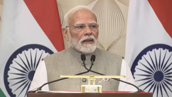 PM Modi Varanasi press brief