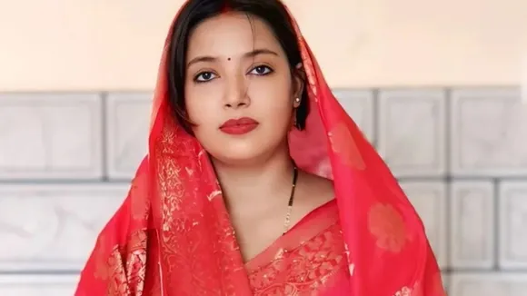 Pawan Singh Wife Jyoti Singh stayed in hotel was raid late night know detail