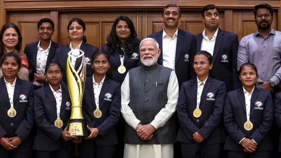 pm narendra modi meet with t20 world cup 2025 winner womens blind cricket team
