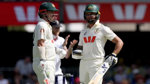 AUS vs ENG DAY 2 REPORT england all out on 384 score then australia score 166-2