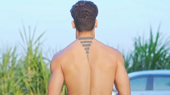 Bigg Boss 13 fame vishal Aditya Singh birthday special beaten with girlfriend madhurima tuli nationa