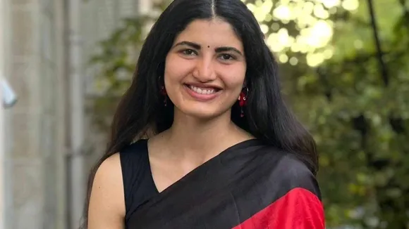 Beautiful IAS (6)