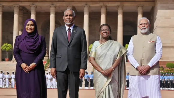 PM Modi and muizzu