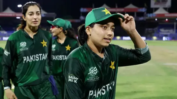 W T20 WC:  Pakistan Captain Fatima Sana to return home due to father death Muneeba Ali to replace as captain 