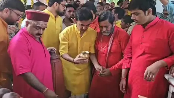 gautam gambhir visited tample