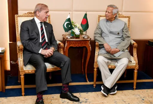 Cairo: Bangladesh Chief Adviser Muhammad Yunus and Pakistan PM Shehbaz Sharif during a bilateral meeting on the sidelines of the D-8 Summit