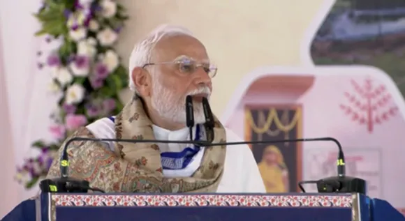 मोतिहारी : पीएम मोदी ने बिहार को दी 7,200 करोड़ की परियोजनाओं की सौगात, चार अमृत भारत ट्रेनों को दिखाई हरी झंडी