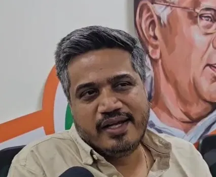 रोहित पवार ने शिरसाट पर भ्रष्टाचार के आरोप दोहराए, सीएम से सिडको रिपोर्ट की जांच करने को कहा