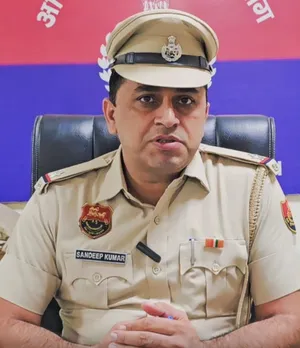 एल्विश यादव के घर फायरिंग केस में बड़ी कार्रवाई, बाइक सप्लाई करने वाला एक और आरोपी गिरफ्तार
