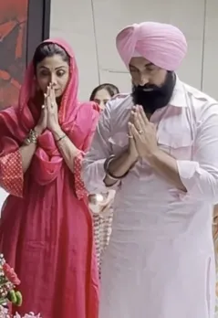 शिल्पा शेट्टी और राज कुंद्रा ने घर पर सुखमनी साहिब का पाठ करवाया, कहा- ये ‘मेहर’ की सफलता और पंजाब के लिए प्रार्थना है