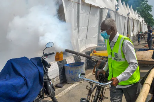 New Delhi: MCD Worker Conducts Anti-Mosquito Fogging