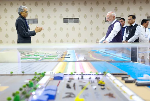 Bhavnagar: PM Modi Visits Maritime Sector Exhibition