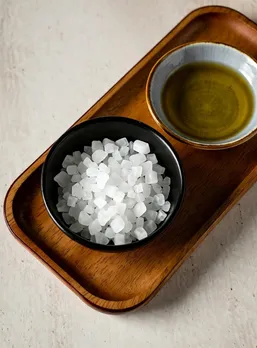 सिर्फ पूजा नहीं, सेहत का खजाना है कपूर! आयुर्वेद से जानें इसके फायदे