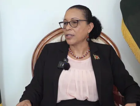 विश्व महिला शिखर सम्मेलन में चीन के अनुभव से सीखने की आशा: डोमिनिका की राष्ट्रपति