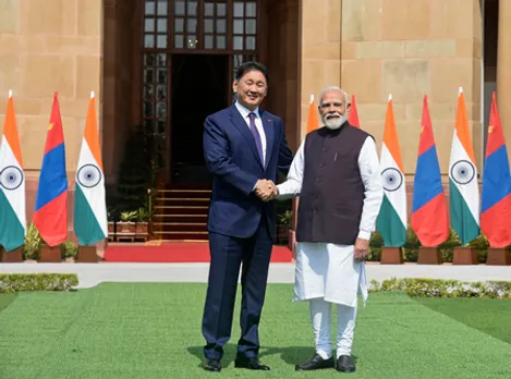pradhanmantri-modi-se-mile-mongoliyai-rashtrapati-khurelsukh-ukhna-in-muddo-par-hui-baatcheet