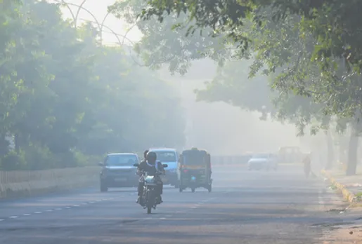 Smog Blankets Noida as Pollution Levels Rise