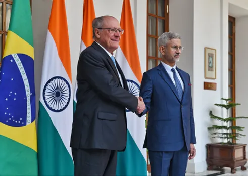 एस जयशंकर से मिले ब्राजीलियाई उपराष्ट्रपति, आयुष मंत्रालय का दौरा कर बोले- 'विश्व को आयुर्वेद के शाश्वत ज्ञान की जरूरत...'