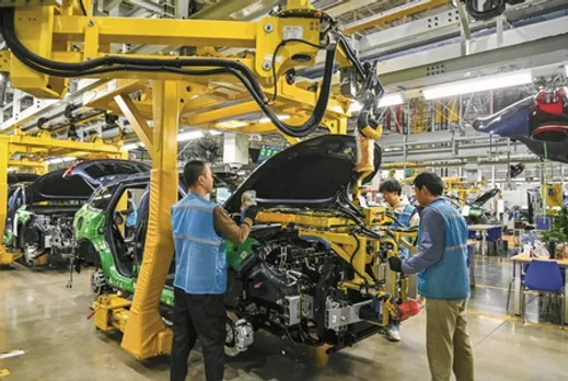 सितंबर में चीन ने 6 लाख 52 हजार ऑटो गाड़ियों का निर्यात किया