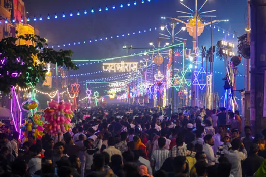 Jaipur’s Walled City abuzz with Diwali rush