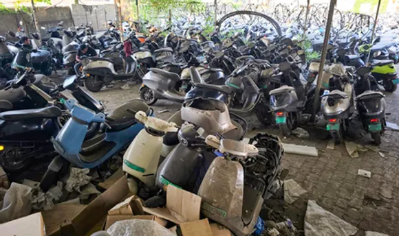 Ola Scooters Remain Unrepaired at Service Centres Amid Spare‑Parts Shortage