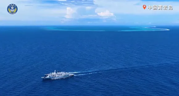 दक्षिणी थिएटर कमांड और चीन तटरक्षक बल ने हुआंग येन द्वीप और उसके पास इलाकों के प्रादेशिक समुद्री और हवाई क्षेत्र में गश्त की