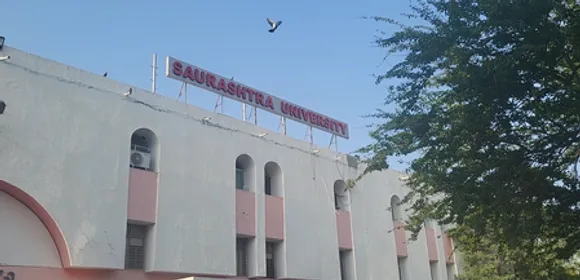 राजकोट: सौराष्ट्र यूनिवर्सिटी ने विकसित किया 'नोमोफोबिया' की पहचान करने वाला नया मनोवैज्ञानिक टेस्ट