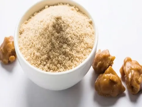 सर्दियों में हींग का सेवन क्यों है जरूरी? जानें 5 बड़े फायदे