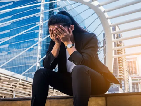 हार्मोन असंतुलन से डिप्रेशन: आयुर्वेद के आसान उपाय जो बदल देंगे आपका मूड