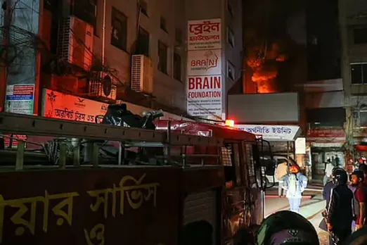 Bangladesh: Cultural groups, journalists take to streets against 'attack on Liberation War ideals'