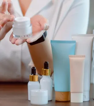 Online channels to command over half of all body lotion sales in India by 2030: Report