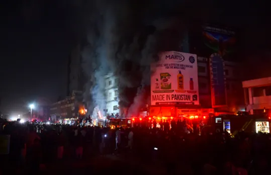 Karachi: Shopping Mall Fire