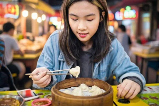 मोमोज-चाऊमीन से डायबिटीज का खतरा, दिल की सेहत पर भी पड़ता है असर