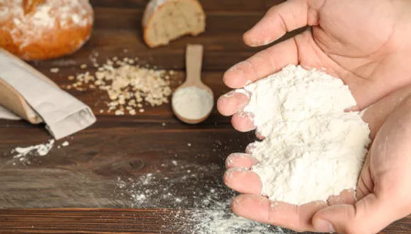 स्वाद में मखमली, पर शरीर के लिए जहर! जानें मैदा कैसे आपको पहुंचाता है नुकसान