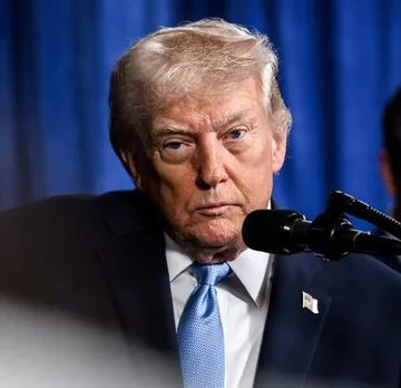 Trump weighs strike as Iran allies hold back