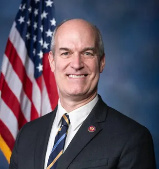 US lawmakers question federal role in Pakistan-owned hotel deal