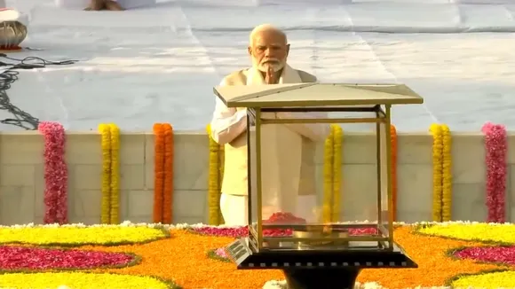 PM Modi at Rajghat 2 October