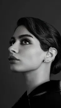 रेट्रो लुक में नजर आईं खुशी कपूर, ब्लैक गाउन में ढ़ाया कहर