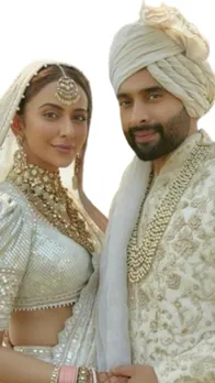 शादी के सेकंड लुक में ट्विनिंग करते नजर आए कपल, देखें