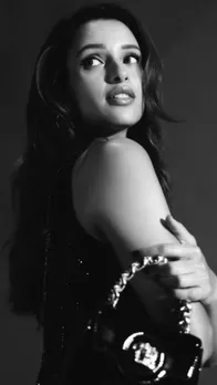 'नेशनल क्रश'ने ब्लैक ड्रेस में ढाया कहर, कीमत जान उड़ जाएंगे होश!