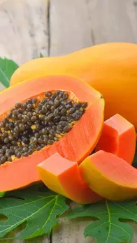 इन लोगों को नहीं खाना चाहिए पपीता!