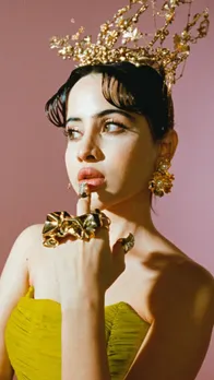 Uorfi Javed ने खोली पोल, 'स्टार्स मिडिल क्लास होने का नाटक करते हैं'