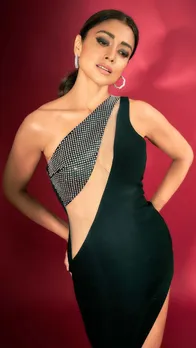 बेहद हॉट हैं श्रिया सरन, ये तस्वीरें देख हो जाएगा यकीन