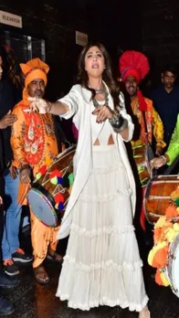 शिल्पा शेट्टी ने ढोल की थाप पर किया भांगड़ा डांस, देखें...