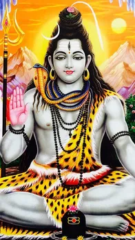 सोमवार के दिन करें इन मंत्रों का जाप, शिव जी होंगे बेहद प्रसन्न
