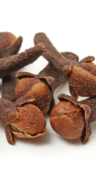 लौंग खाने के 5 गजब के फायदे!