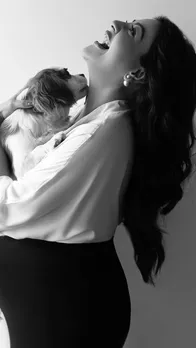 देखें Kajal Aggarwal का Maternity Photoshoot, बेबी बंप कर रही फ्लॉन्ट
