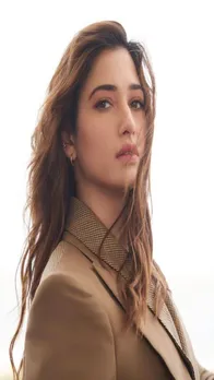 तमन्ना भाटिया ने फॉर्मल लुक में दिए बोल्ड पोज, देखें ये अदा