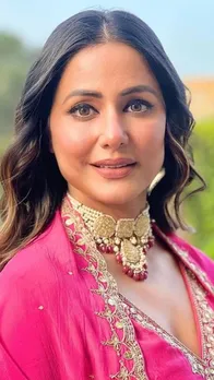 पिंक शरारा में हिना ने मचाया बवाल, देखें फोटोज