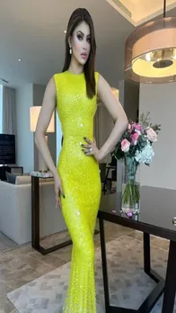 उर्वशी रौतेला का हर लुक है कातिलाना, देखें फोटोज