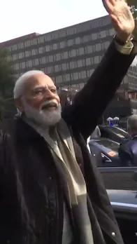 मोदी-मोदी के नारों से गूंजा रोम, इटली की धरती पर कुछ यूं हुआ Welcome